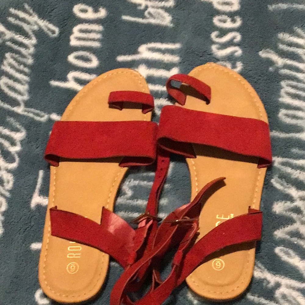 Rouge Helium Flats